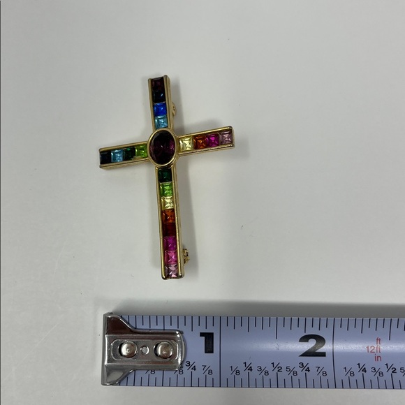 VINTAGE BROOCHES AND BOX BUNDLE OF 6 CAT HORSE AIRPLANE SANTA CROSS GOLD SILVER - Picture 12 of 16